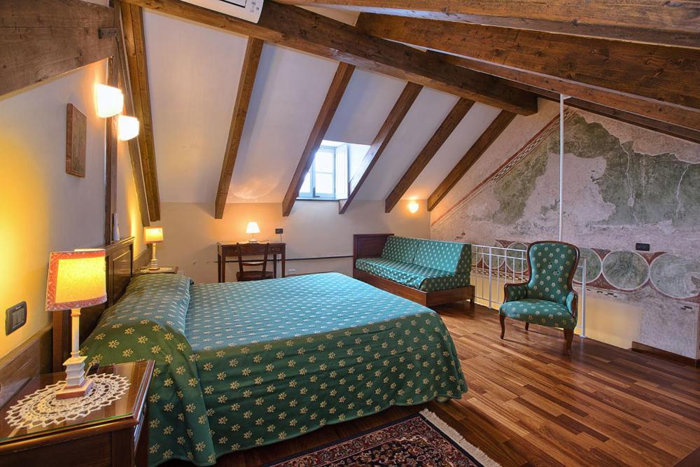 נולי Palazzo Vescovile Hotel מראה חיצוני תמונה