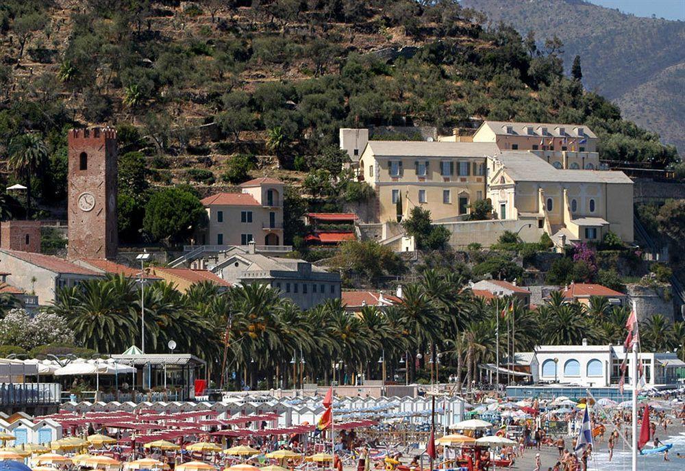 נולי Palazzo Vescovile Hotel מראה חיצוני תמונה